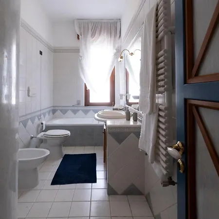 Apartment Sea View In The Center Salerno